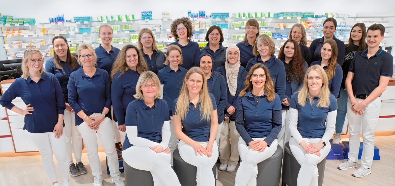 Das Team der Rosen-Apotheke Olching